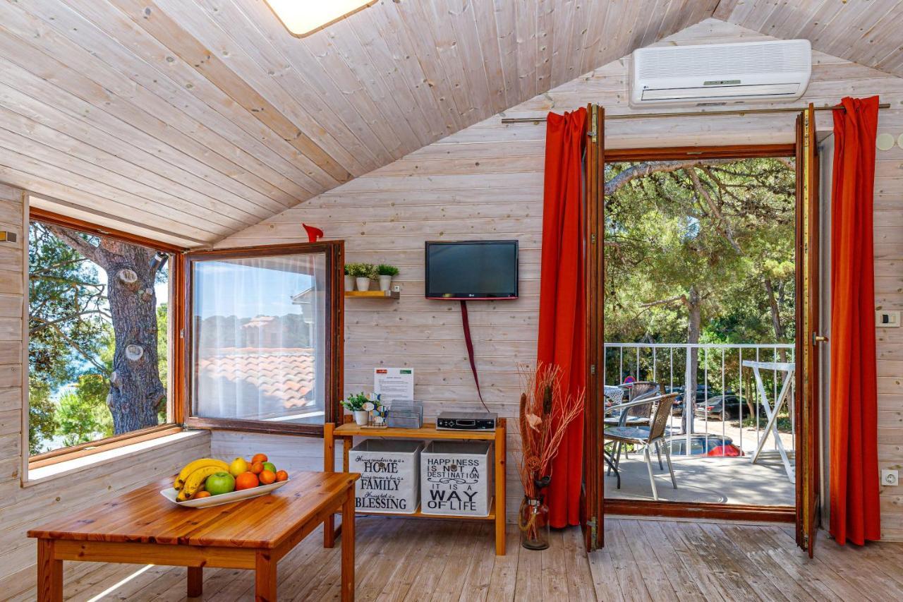 Al Mare Apartments ロヴィニ エクステリア 写真