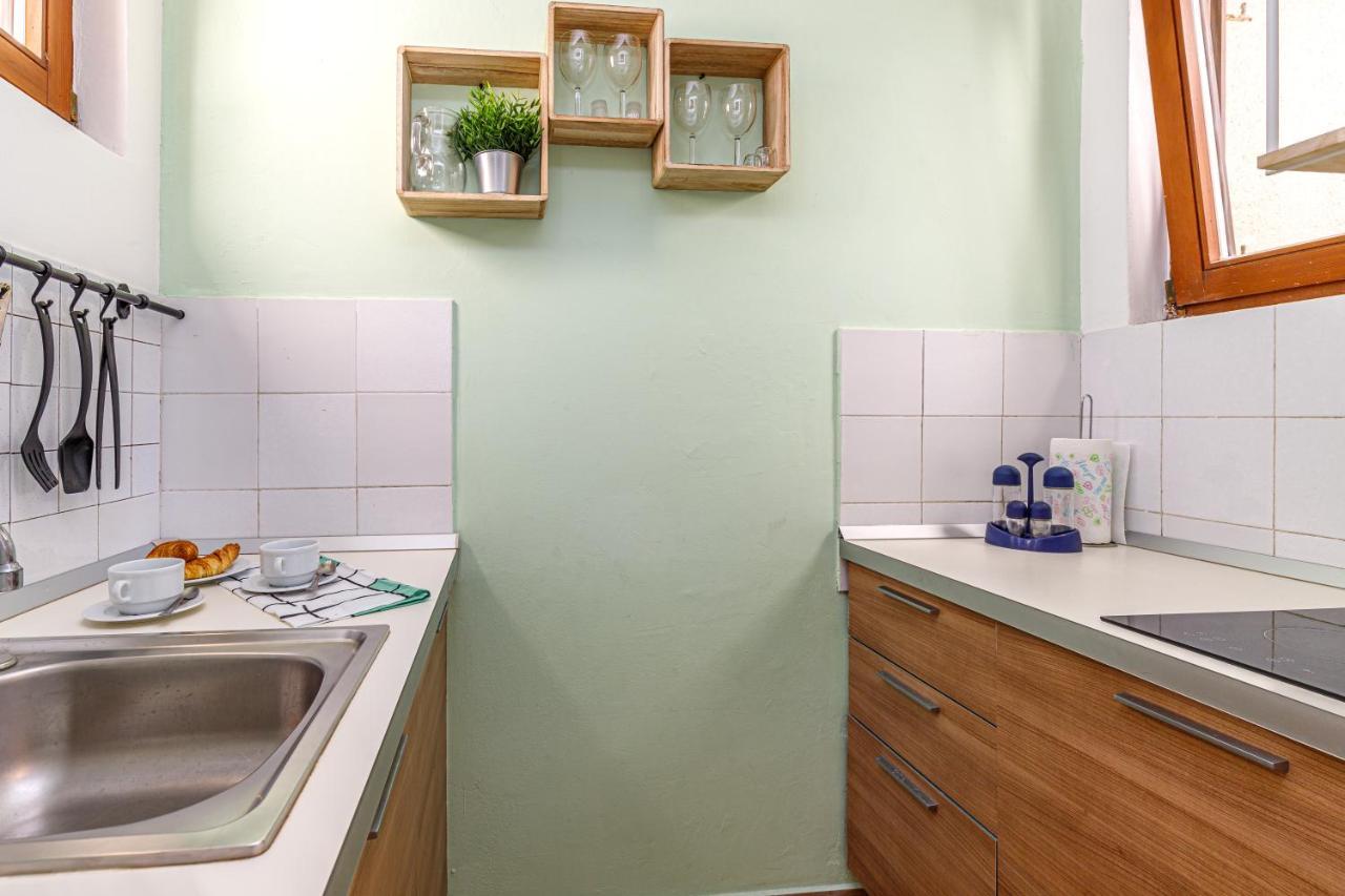 Al Mare Apartments ロヴィニ エクステリア 写真