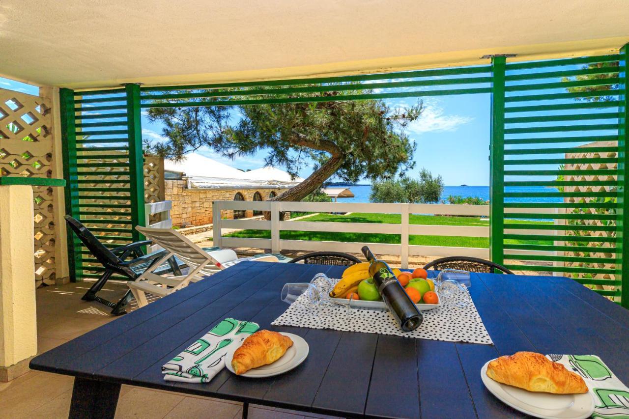 Al Mare Apartments ロヴィニ エクステリア 写真
