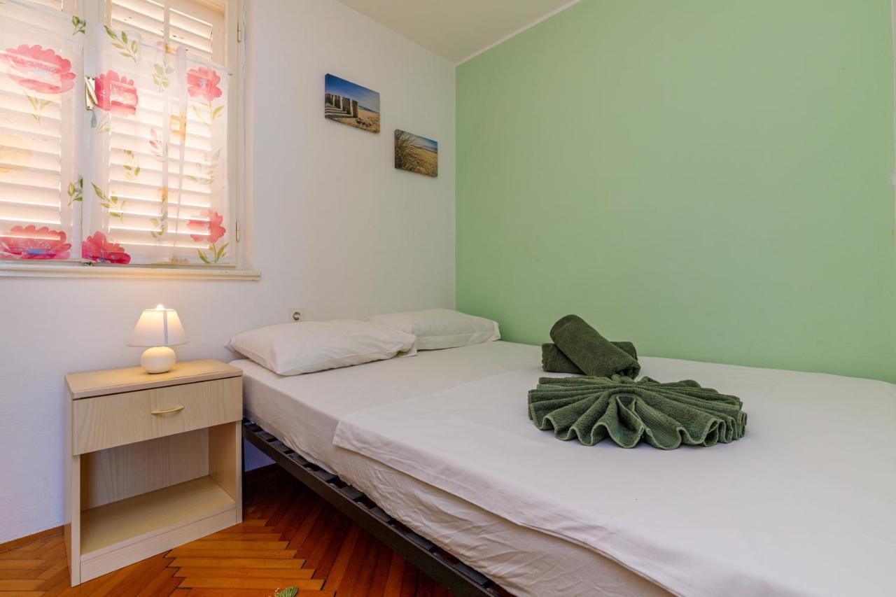 Al Mare Apartments ロヴィニ エクステリア 写真