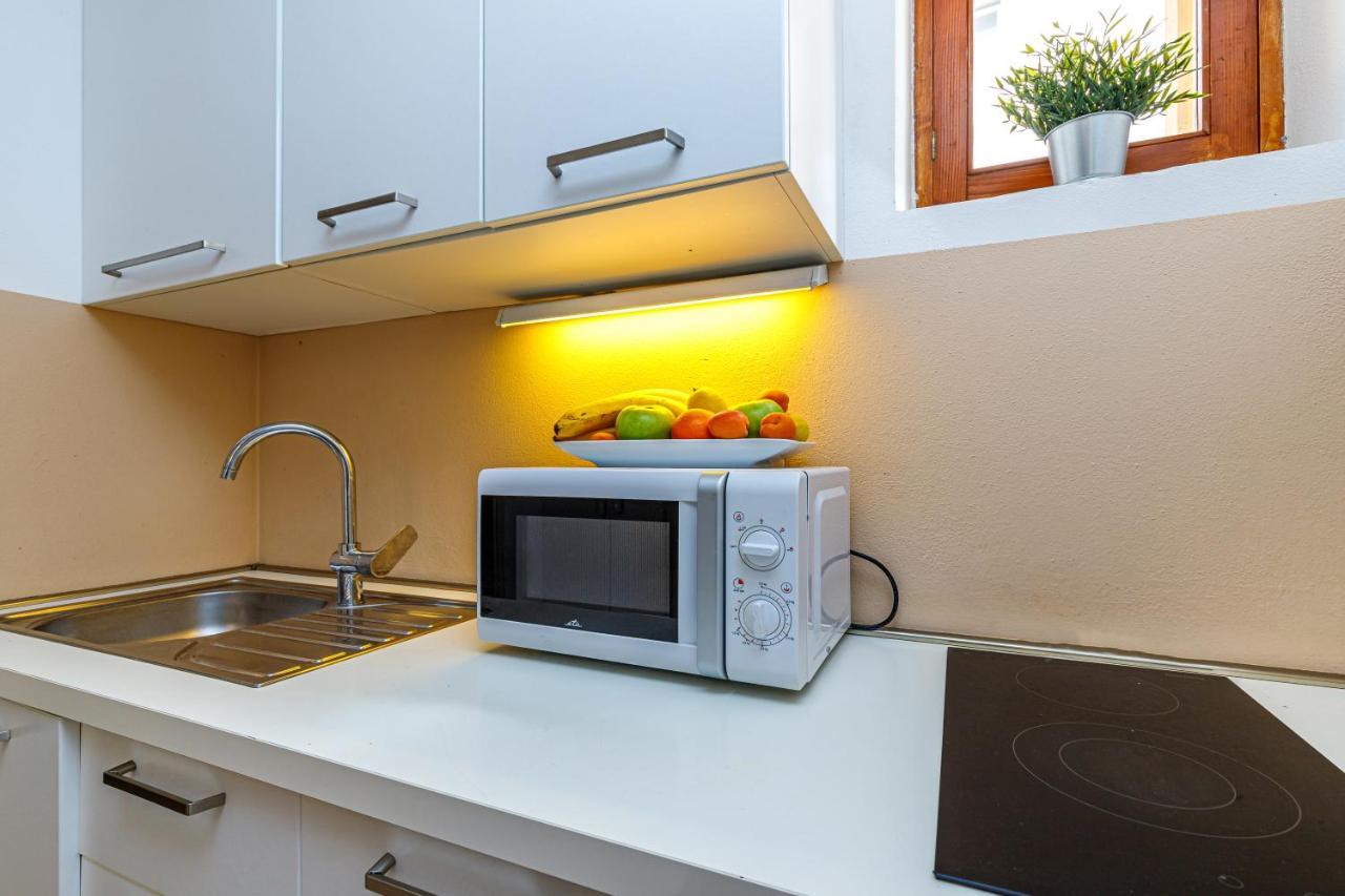 Al Mare Apartments ロヴィニ エクステリア 写真